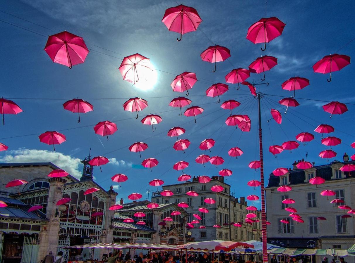 Les Apparts de Charly-Le Duplex du Marché La Rochelle  Exterior foto